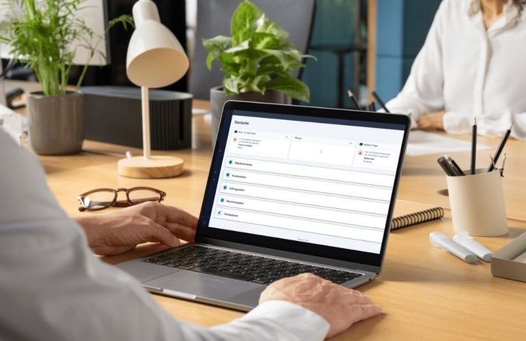 Transparenz und Übersicht für Geschäftsführung und Mitarbeitende in Unternehmen in der Region Ulm